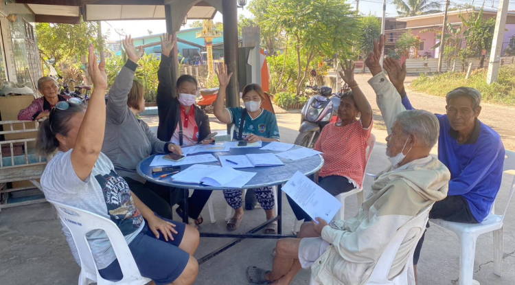 วันที่ 9 มกราคม 2567 นายชัยรัตน์ กิตติหิรัญวัฒน์ นายกเทศมนตรีตำบลตลาดแค มอบหมายให้เจ้าหน้าที่เทศบาลตำบลตลาดแค ลงพื้นที่ร่วมสังเกตุการณ์ในการประชุมคณะกรรมการชุมชน  ชุมชนโนนพิมาน  ตำบลธารปราสาท อำเภอโนนสูง จังหวัดนครราชสีมา