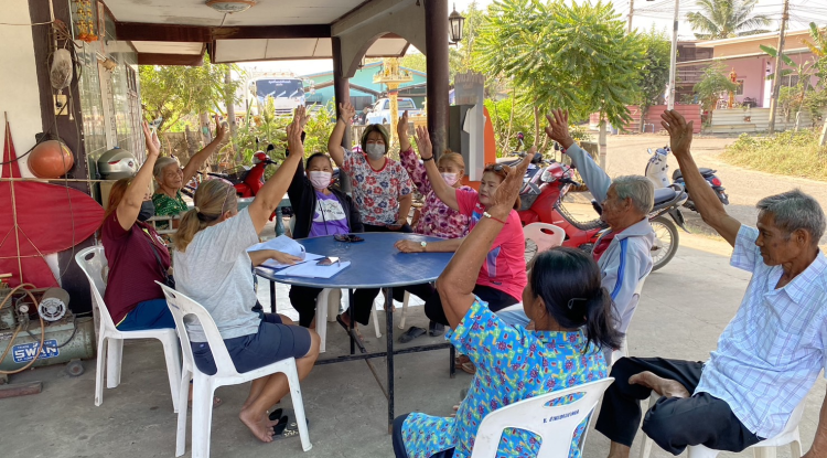 วันที่ 6 กุมภาพันธ์ 2567 นายชัยรัตน์ กิตติหิรัญวัฒน์ นายกเทศมนตรีตำบลตลาดแค มอบหมายให้เจ้าหน้าที่เทศบาลตำบลตลาดแค ลงพื้นที่ร่วมสังเกตุการณ์ในการประชุมคณะกรรมการชุมชน ชุมชนโนนพิมาน และชุมชนสำโรงตะวันออก  ตำบลธารปราสาท อำเภอโนนสูง จังหวัดนครราชสีมา