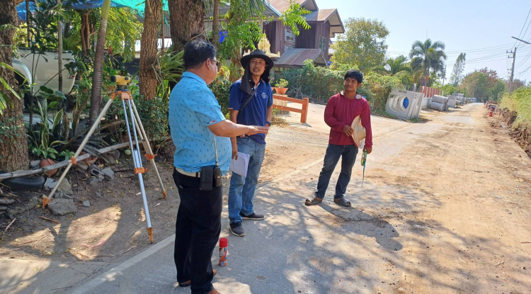 วันที่  16 กุมภาพันธ์ 2567 นายชัยรัตน์ กิตติหิรัญวัฒน์ นายกเทศบาลตำบลตลาดแค มอบหมายให้เจ้าหน้าที่เทศบาลตำบลตลาดแค ดำเนินการควบคุมงานโครงการวางท่อระบายน้ำ คสล. ถนนเทศบาลซอย 13  ชุมชนตะขบ หมู่ที่ 4 ตำบลธารปราสาท อำเภอโนนสูง จังหวัดนครราชสีมา