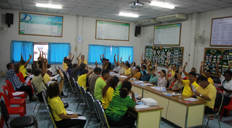 วันที่ 31 กรกฎาคม 2567 นายชัยรัตน์ กิตติหิรัญวัฒน์ นายกเทศบาลตำบลตลาดแค พร้อมด้วยคณะกรรมพัฒนาเทศบาลตำบลตลาดแค ร่วมประชุมประชาคมท้องถิ่นระดับตำบล เพื่อจัดแผนพัฒนาท้องถิ่น (พ.ศ. 2566 - 2570) เพิ่มเติม ครั้งที่ 3/2567  และจัดทำแผนพัฒนาท้องถิ่น (พ.ศ.2566-2570) เปลี่ยนแปลง ครั้งที่ 2/2567 ณ ห้องประชุมเทศบาลตำบลตลาดแค อำเภอโนนสูง จังหวัดนครราชสีมา