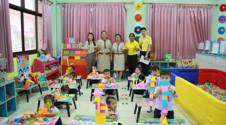 วันที่ 5 กันยายน 2567 นายชัยรัตน์ กิตติหิรัญวัฒน์ นายกเทศมนตรีตำบลตลาดแค มอบหมายให้เจ้าหน้าที่เทศบาลตำบลตลาดแค เข้าร่วมกิจกรรมเด็กเล็กสุภาพดี  ซึ่งเป็นการจัดกิจกรรมร่วมกันระหว่างศูนย์พัฒนาเด็กเล็กเทศบาลตำบลตลาดแค กับกองทุนหลักประกันสุขภาพในระดับท้องถิ่นหรือพื้นที่เทศบาลตำบลตลาดแค ณ ศูนย์พัฒนาเด็กเล็กเทศบาลตำบลตลาดแค ตำบลธารปราสาท อำเภอโนนสูง จังหวัดนครราชสีมา