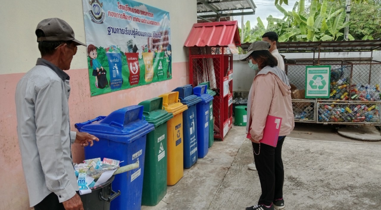 วันที่ 5 พฤศจิกายน  2567 นายชัยรัตน์ กิตติหิรัญวัฒน์ นายกเทศมนตรีตำบลตลาดแค มอบหมายให้เจ้าหน้าที่เทศบาลตำบลตลาดแค ลงพื้นที่ประเมินปริมาณการทิ้งมูลฝอย จำนวน 4 สถานที่  เพื่อประกอบการจัดเก็บค่าธรรมเนียมเก็บและขนมูลฝอยทั่วไปต่อไป