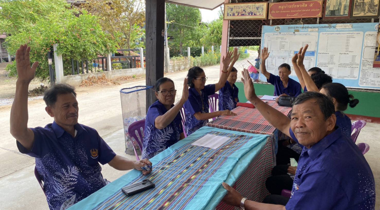 วันที่ 6 พฤศจิกายน 2567 นายชัยรัตน์ กิตติหิรัญวัฒน์ นายกเทศมนตรีตำบลตลาดแค มอบหมายให้เจ้าหน้าที่เทศบาลตำบลตลาดแค ลงพื้นที่ร่วมสังเกตุการณ์ในการประชุมคณะกรรมการชุมชน ชุมชนตลาดแคตะวันออกฝั่งเหนือ   ตำบลธารปราสาท อำเภอโนนสูง จังหวัดนครราชสีมา