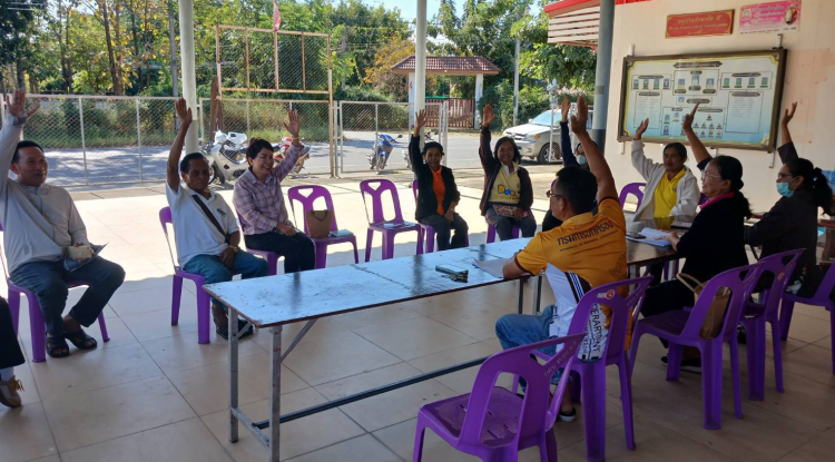 วันที่ 9 ธันวาคม 2567 นายชัยรัตน์ กิตติหิรัญวัฒน์ นายกเทศมนตรีตำบลตลาดแค มอบหมายให้เจ้าหน้าที่เทศบาลตำบลตลาดแค ลงพื้นที่ร่วมสังเกตุการณ์ในการประชุมคณะกรรมการชุมชน ชุมชนตะขบ ตำบลธารปราสาท อำเภอโนนสูง จังหวัดนครราชสีมา