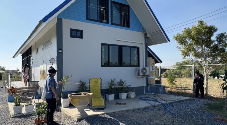 วันที่ 17 ธันวาคม  2567 นายชัยรัตน์ กิตติหิรัญวัฒน์ นายกเทศมนตรีตำบลตลาดแค มอบหมายให้เจ้าหน้าที่เทศบาลตำบลตลาดแค ลงพื้นที่ดำเนินการสำรวจภาษีที่ดินและสิ่งปลูกสร้าง และภาษีป้าย บริเวณหมู่ที่ 12 ตำบลธารปราสาท อำเภอโนนสูง จังหวัดนครราชสีมา