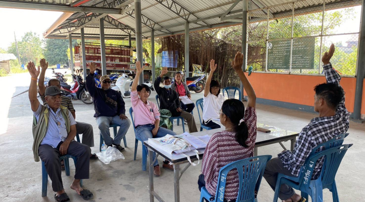 วันที่ 7 มกราคม 2568 นายชัยรัตน์ กิตติหิรัญวัฒน์ นายกเทศมนตรีตำบลตลาดแค มอบหมายให้เจ้าหน้าที่เทศบาลตำบลตลาดแค ลงพื้นที่ร่วมสังเกตุการณ์ในการประชุมคณะกรรมการชุมชน ชุมชนสำโรงตะวันตก และชุมชนสำโรงตะวันออก ตำบลธารปราสาท อำเภอโนนสูง จังหวัดนครราชสีมา