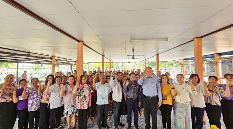 วันที่ 4 เมษายน 2568 นางสาวพัทธ์ธีรา ศิริทรัพย์ รองปลัดเทศบาล รักษาราชการแทน ปลัดเทศบาล ปฎิบัติหน้าที่แทน นายกเทศมนตรีตำบลตลาดแค ร่วมโครงการการพัฒนาและส่งเสริมอาชีพด้านศิลปะการฟ้อนรำบนฐานการอนุรักษ์วัฒนธรรมสู่การสร้างรายได้ตามบันทึกความร่วมมือการบริหารวิชาการกับเทศบาลตำบลตลาดแค